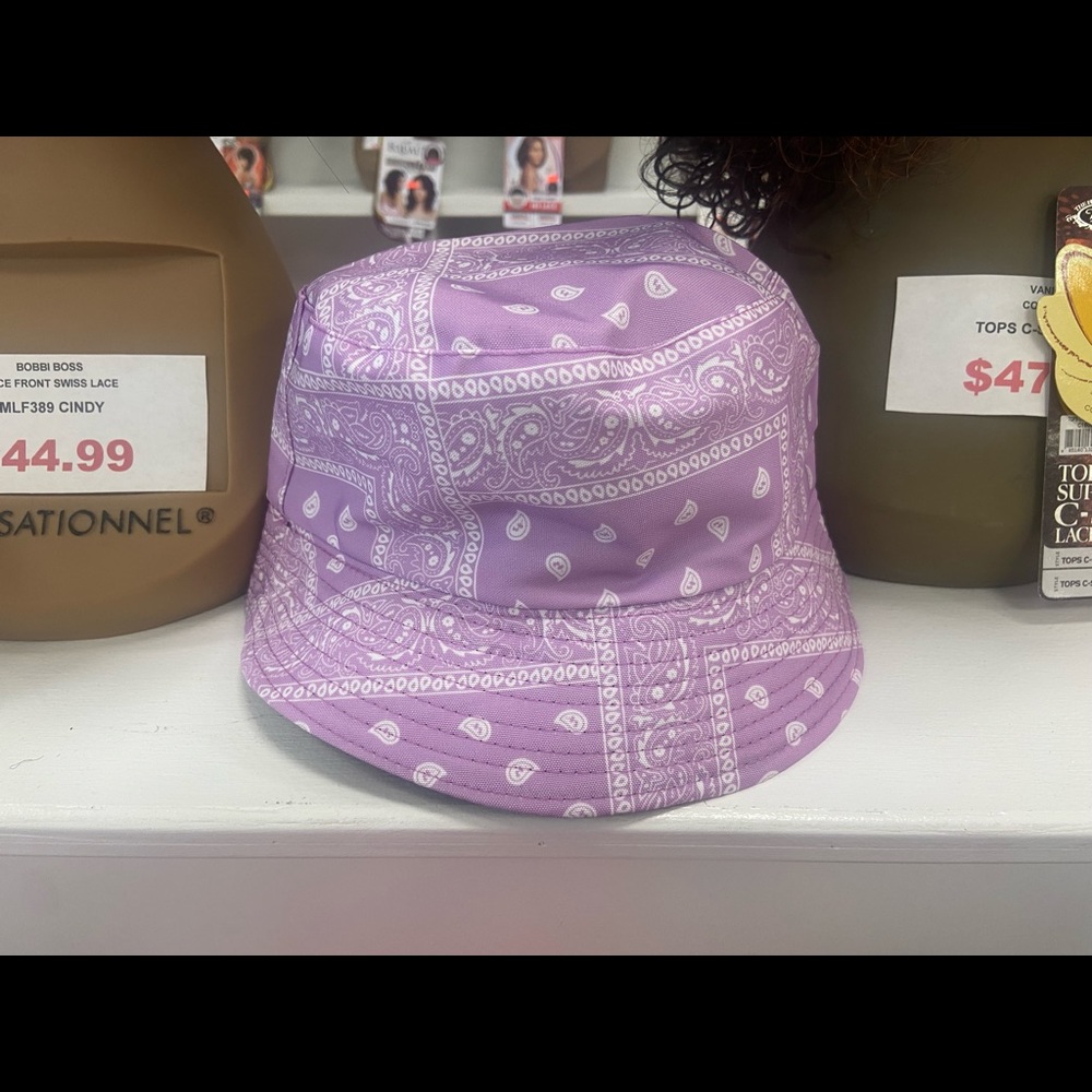 purple bandanna hat